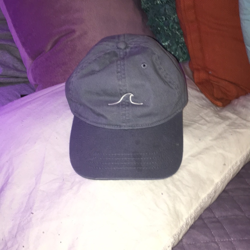 Wave baseball cap